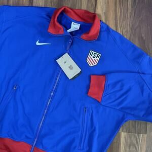 Nike Women’s L Loose Fit USMNT USA Academy Pro Soccer Anthem Jacket FN6488-417